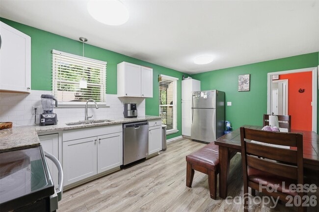 Building Photo - 6123 Unity Ln NW