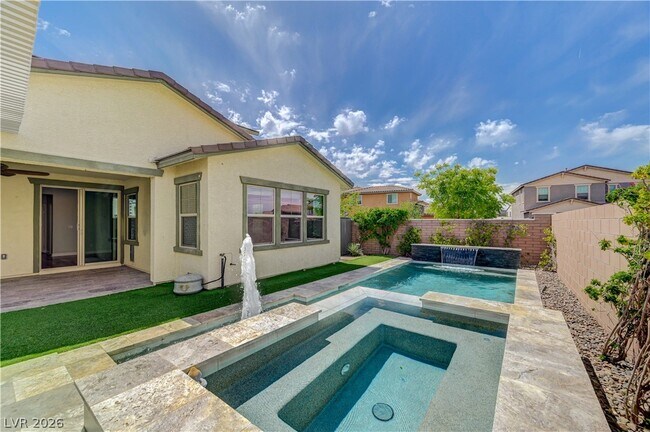 Building Photo - 276 Homeward Way