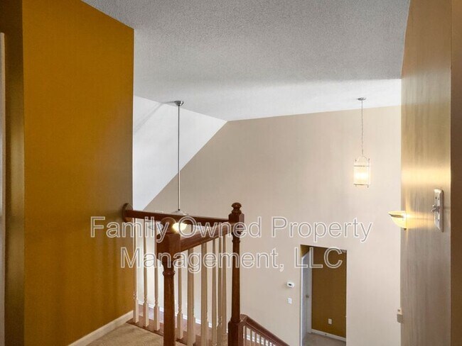 Building Photo - 170 Red Cypress Dr