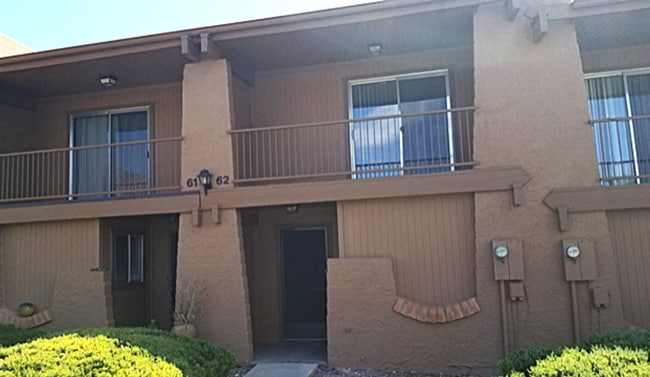 Building Photo - TOWNHOME - VILLAGE OF OAK CREEK - RED ROCK VIEWS