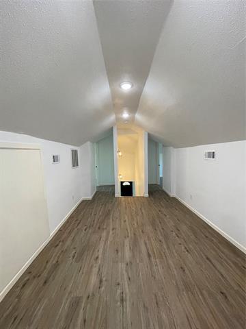 Building Photo - 607 E Monterey St