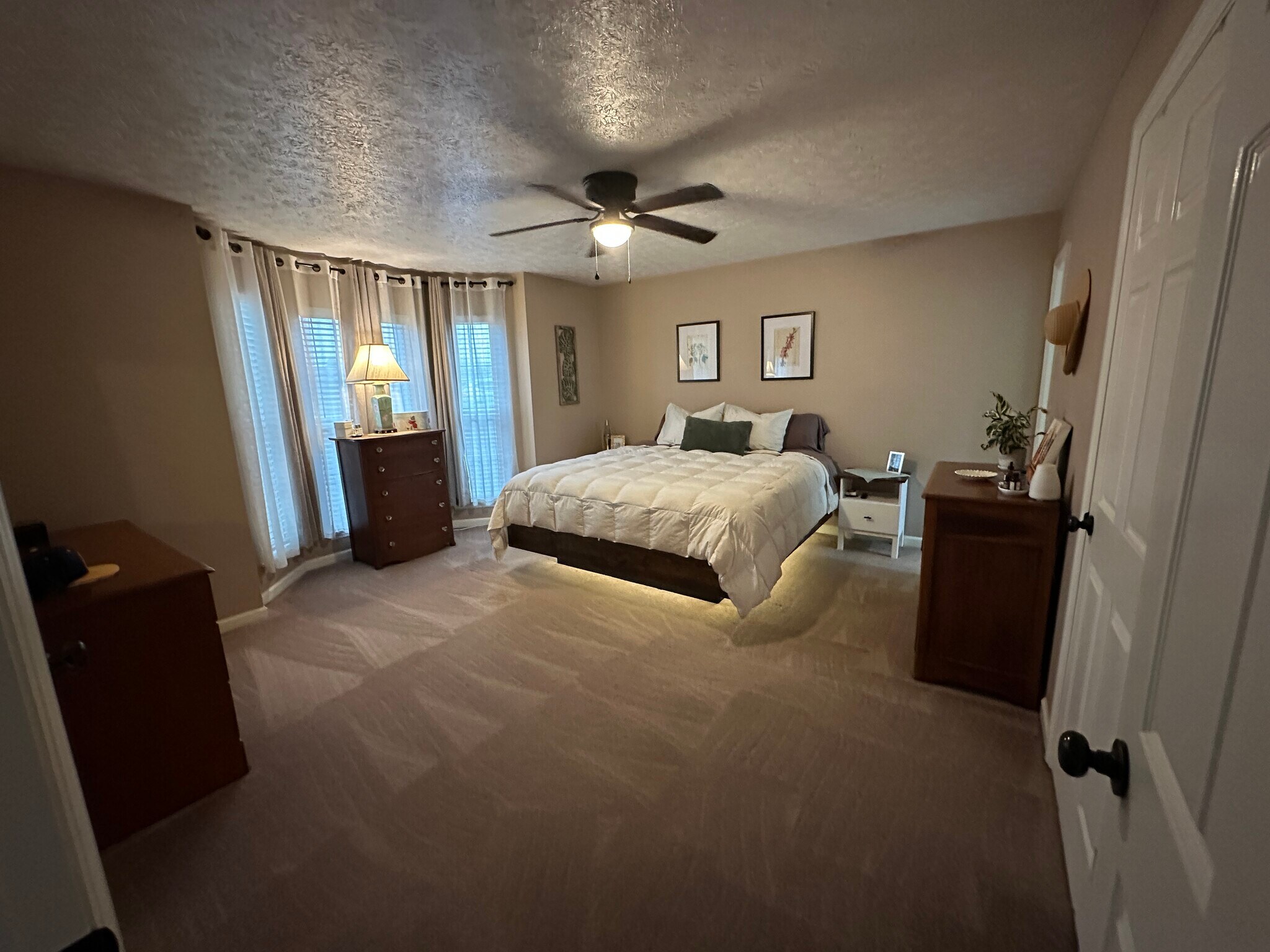 Building Photo - 1008 Hunt Ct W