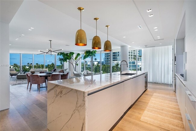 Building Photo - 1 Collins Ave
