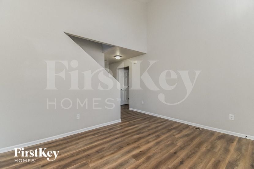 Building Photo - 7606 Sistine Ln