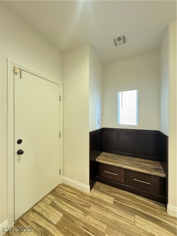 Building Photo - 9501 Ironsend St