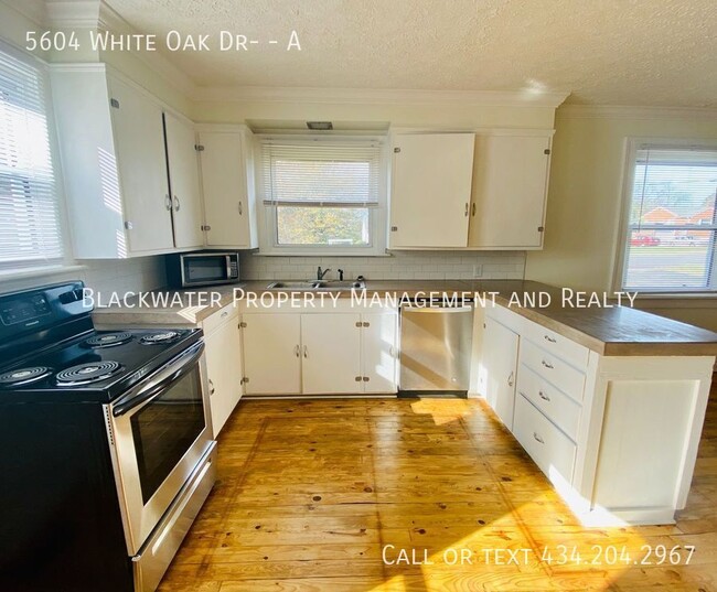 Building Photo - 5604 White Oak Dr