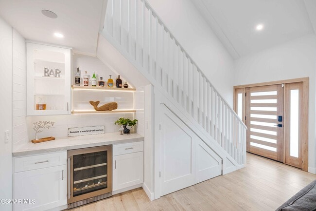 Building Photo - 5113 Whitecap St