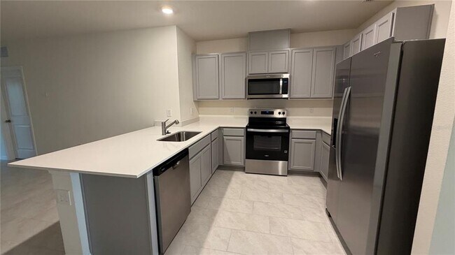 Building Photo - 3314 Wakefield Dr