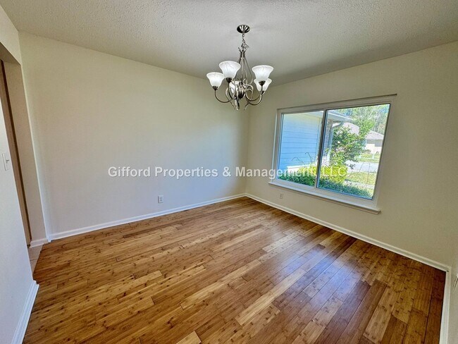 Building Photo - Beautiful 4 Bedroom / 2 Bathroom Harbor Winds Home w/ Solar Panels