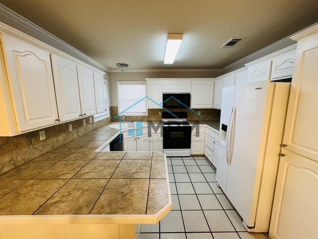 Building Photo - 1114 Otis St