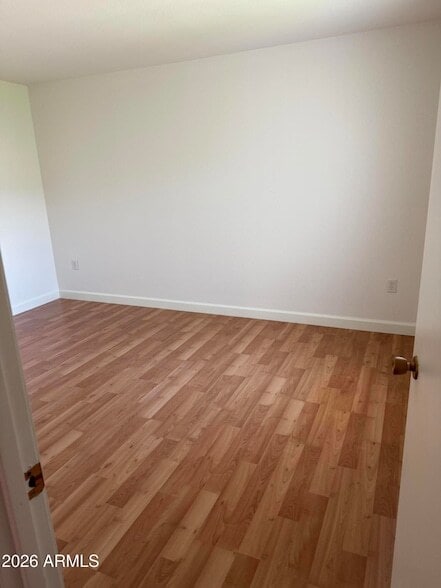 Building Photo - 10833 W Santa Fe Dr