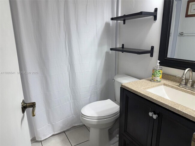 Building Photo - 9901 NW 9th St Cir