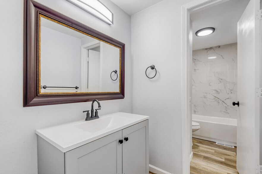 2nd Floor Bathroom - 8780 E Yale Ave