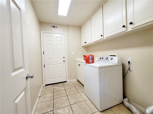 Building Photo - 11223 Evergreen Loop