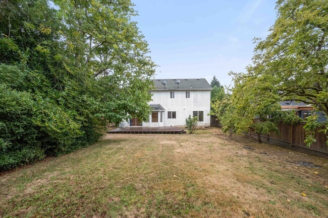 Building Photo - 12323 SW Millview Ct