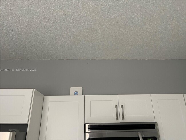 Building Photo - 1861 Salerno Cir