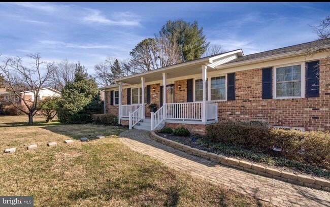 Building Photo - 11611 Vale Rd