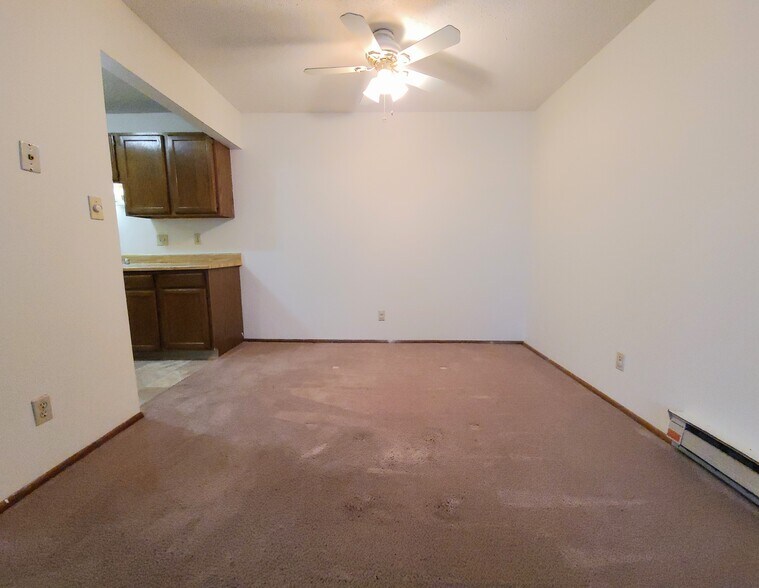 Building Photo - 11513 W Brown Deer Rd