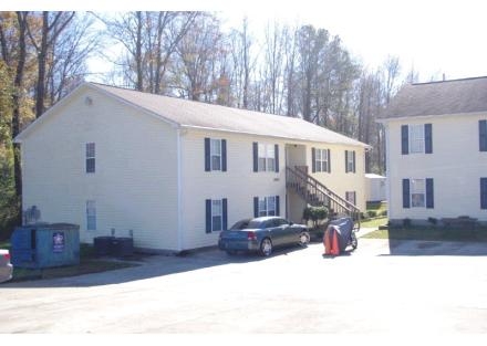 Primary Photo - Governor's Place Apartments