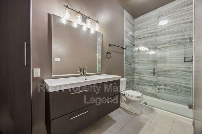 Building Photo - 2506 Wedglea Dr