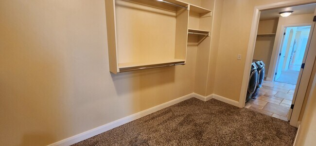 Building Photo - 1705 Ingomar Blvd