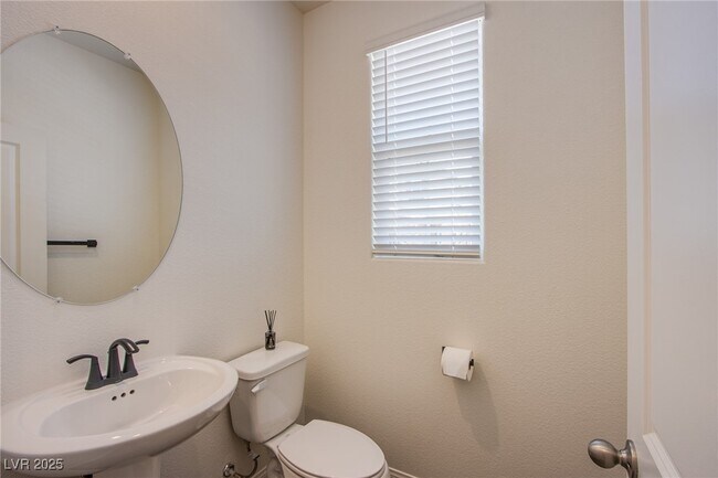 Building Photo - 2758 Pellaro Walk