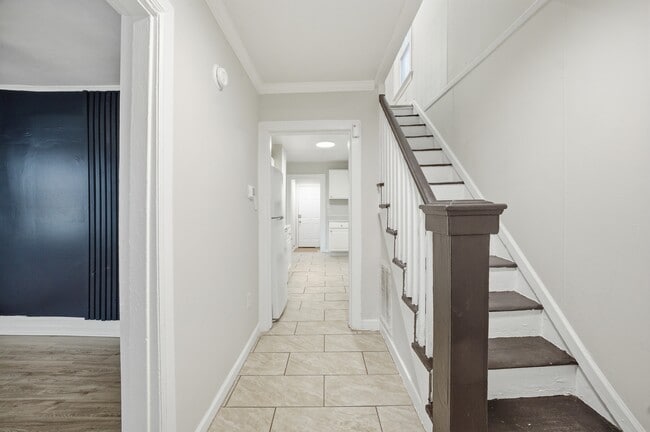 Building Photo - 829 22nd St