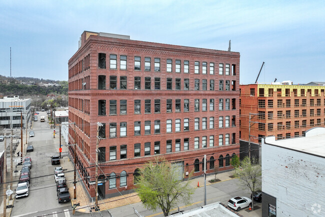 Primary Photo - The Strip Lofts