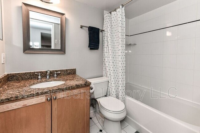 Building Photo - 2630 Adams Mill Rd NW