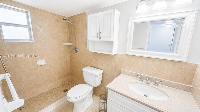 Building Photo - 9100 SW 137th Ter