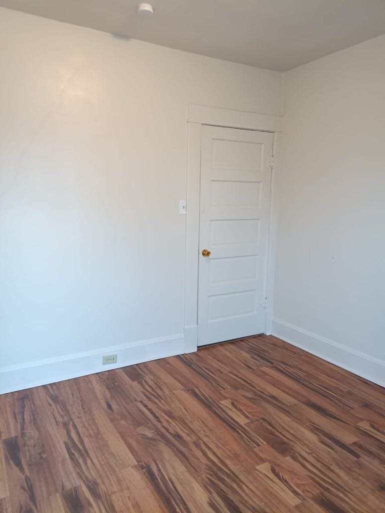Building Photo - 1437 N Water St