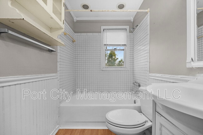 Building Photo - 7474 School Ave