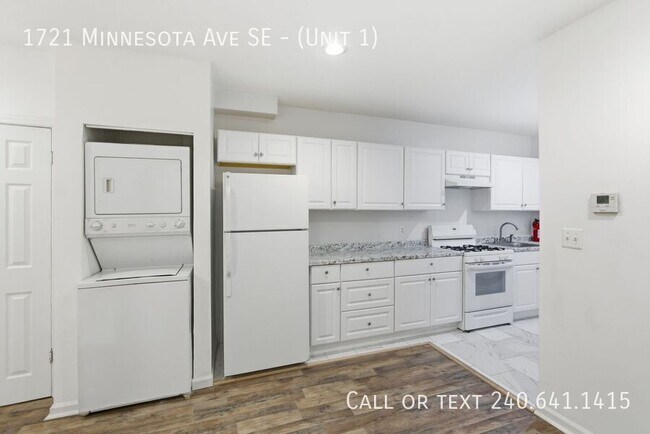 Building Photo - 1721 Minnesota Ave SE