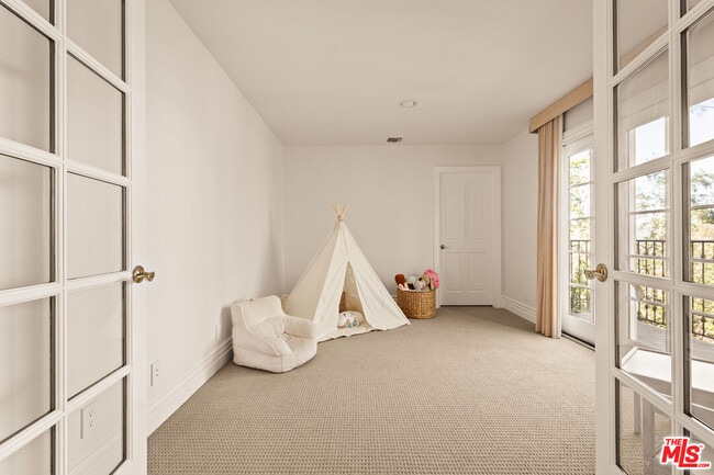 Building Photo - 10834 Portofino Pl