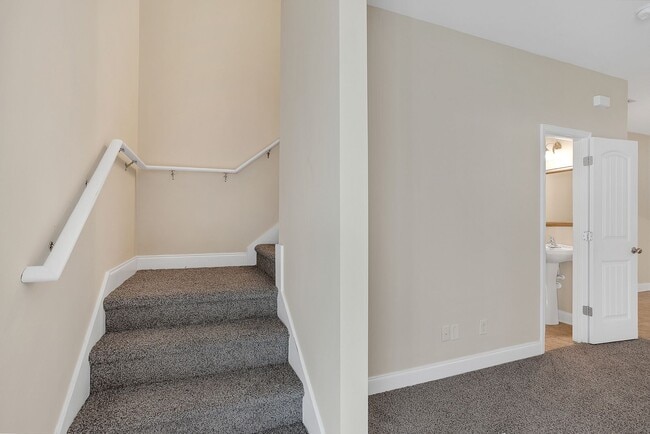 Building Photo - 190 Canyon Oak Loop