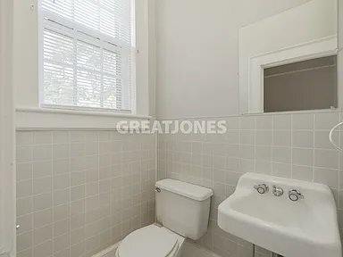 Building Photo - 205 N Zion St