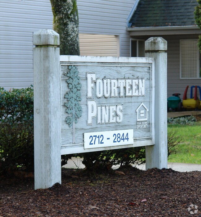 Fourteen Pines 27122844 Willakenzie Rd Eugene OR 97401 Apartment