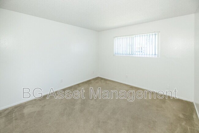 Building Photo - 1746 Kidder Ave