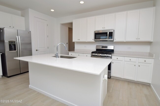 Building Photo - 10703 W Walker Brown Dr