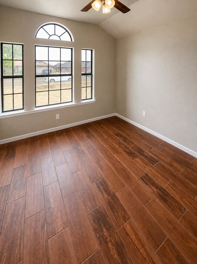 Building Photo - 1804 Moonstone Dr