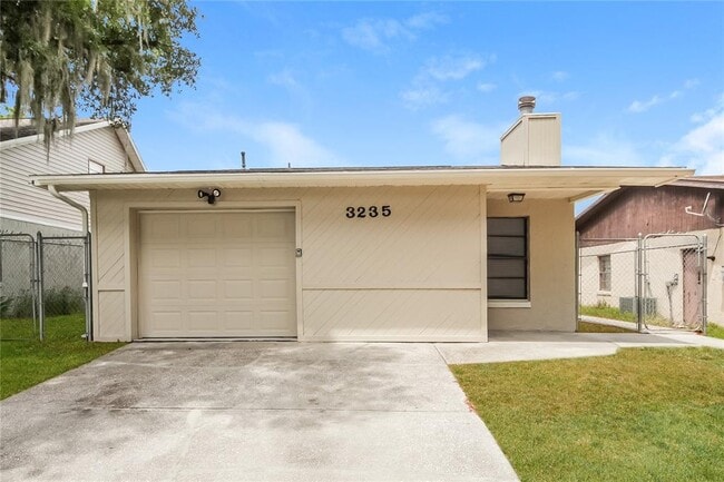 Building Photo - 3235 Timberline Rd