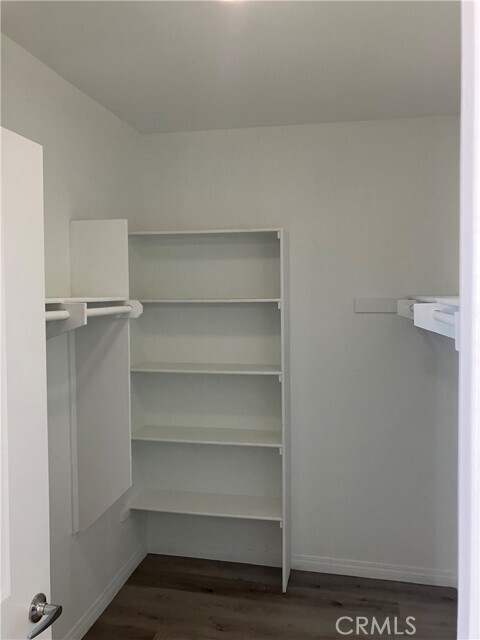 Building Photo - 11925 Kling St