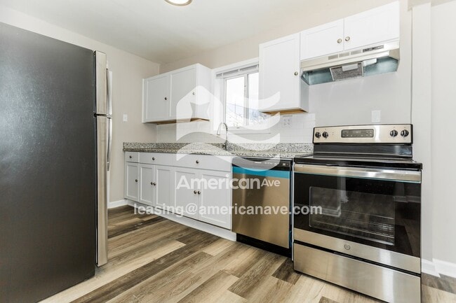 Building Photo - 13341 Herbert Ave