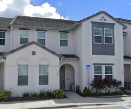 Building Photo - 151 Captiva Dr