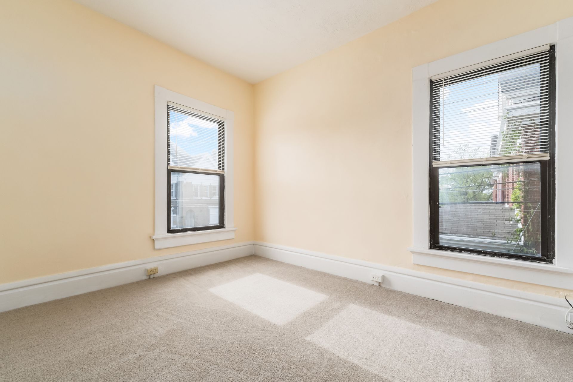 Building Photo - 277 S Champion Ave