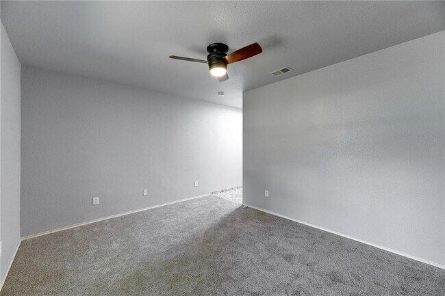 Building Photo - 6402 Santos St
