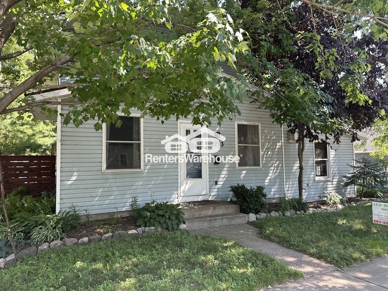 Primary Photo - 2253 7th St