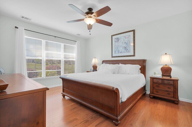 Building Photo - 17 Thomas Bee Dr