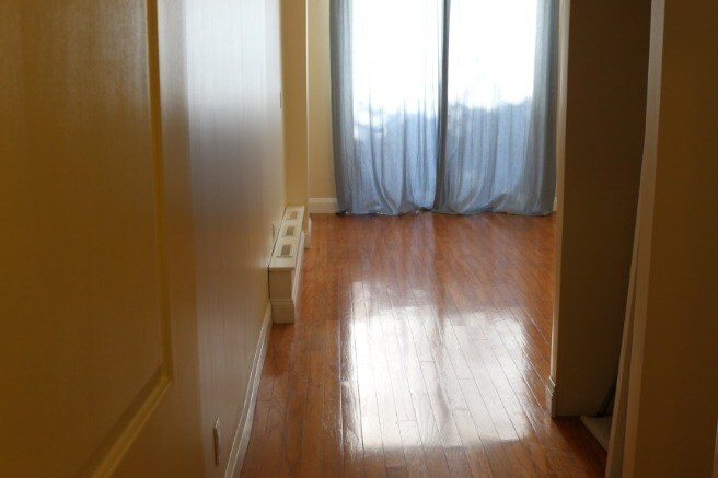 Building Photo - 221 Kingsland Ave