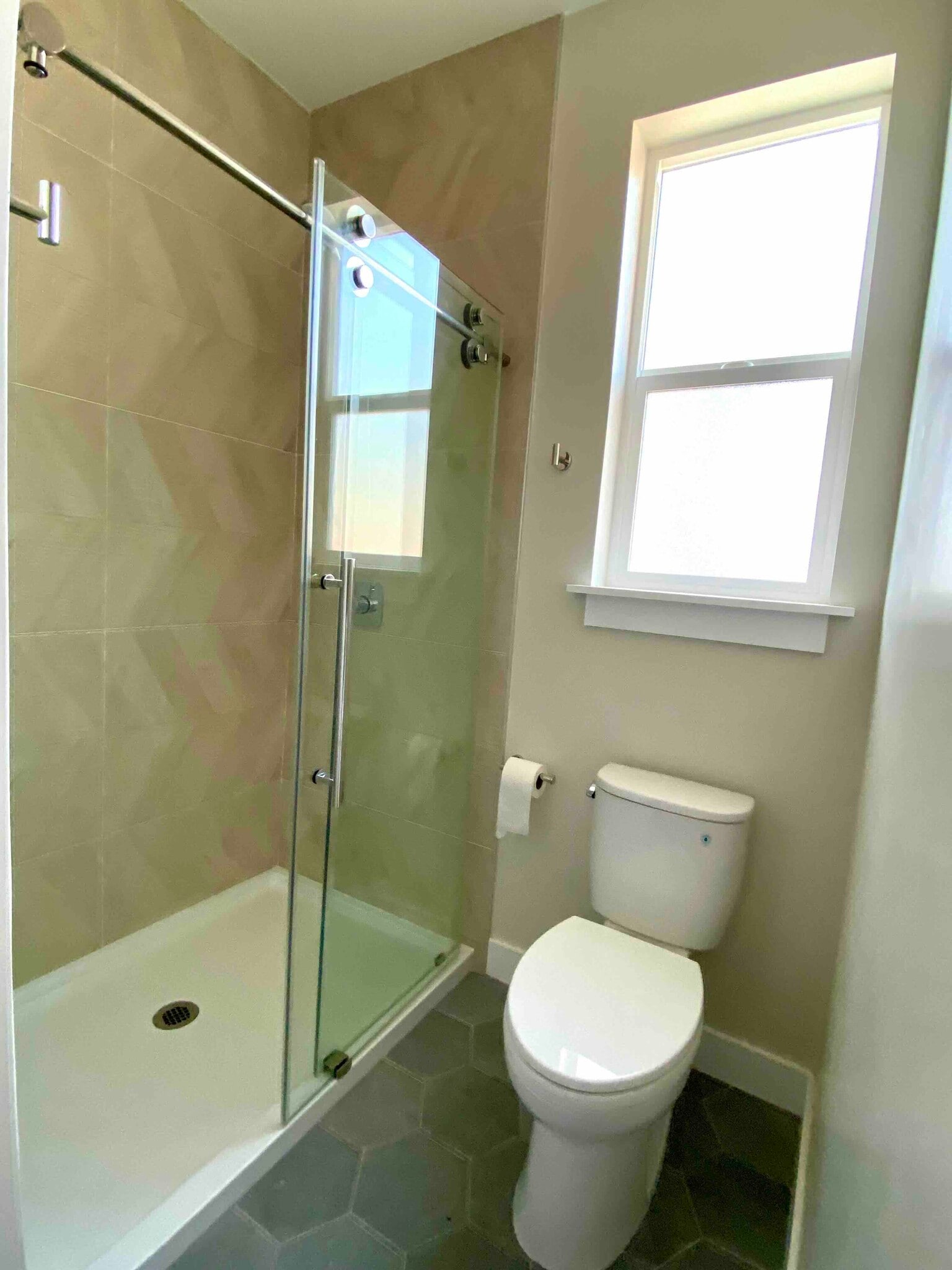 Building Photo - 7780 Inverness Dr